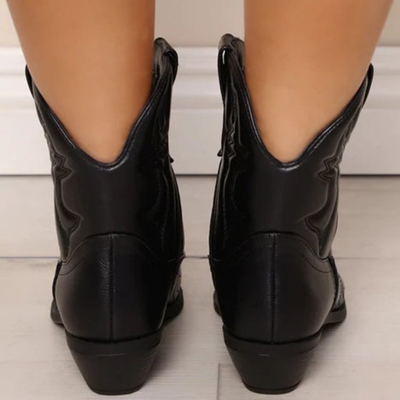 Black Embroidered Cowgirl Booties Ankle Boot Block Low Heel Pull-On - Picture 4 of 4